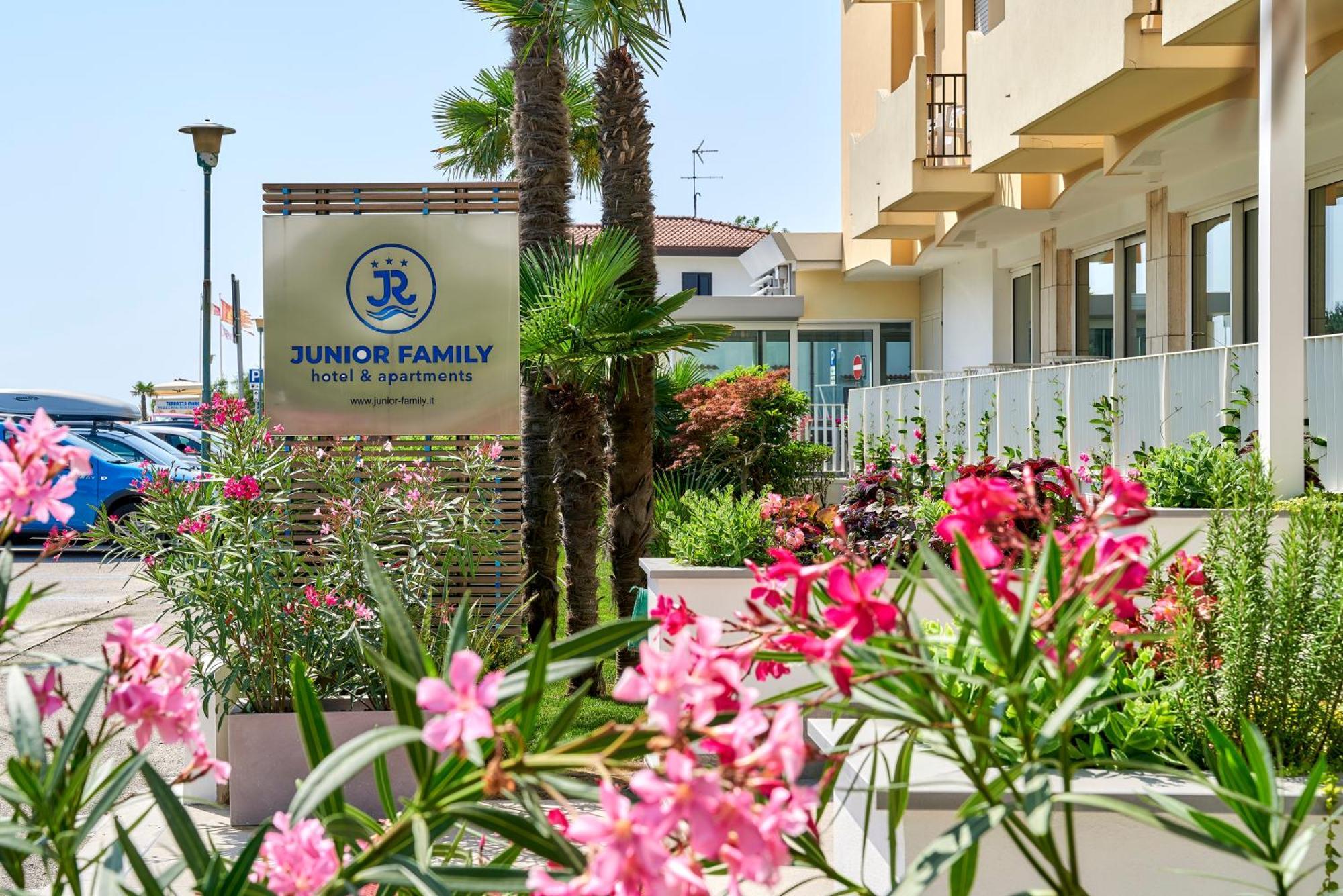 Junior Family Hotel Cavallino-Treporti Eksteriør billede