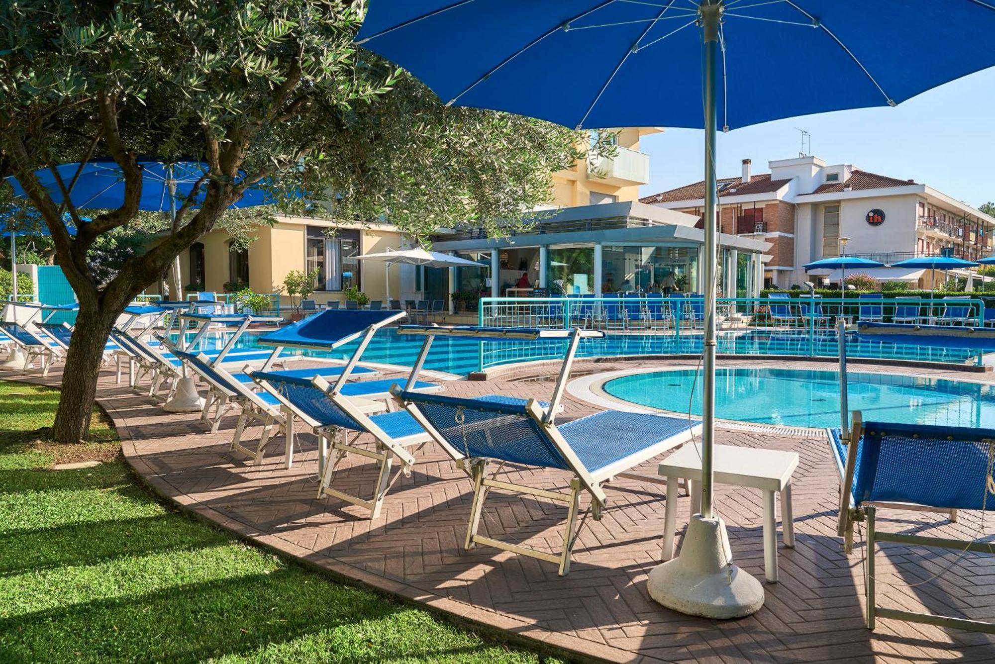 Junior Family Hotel Cavallino-Treporti Eksteriør billede