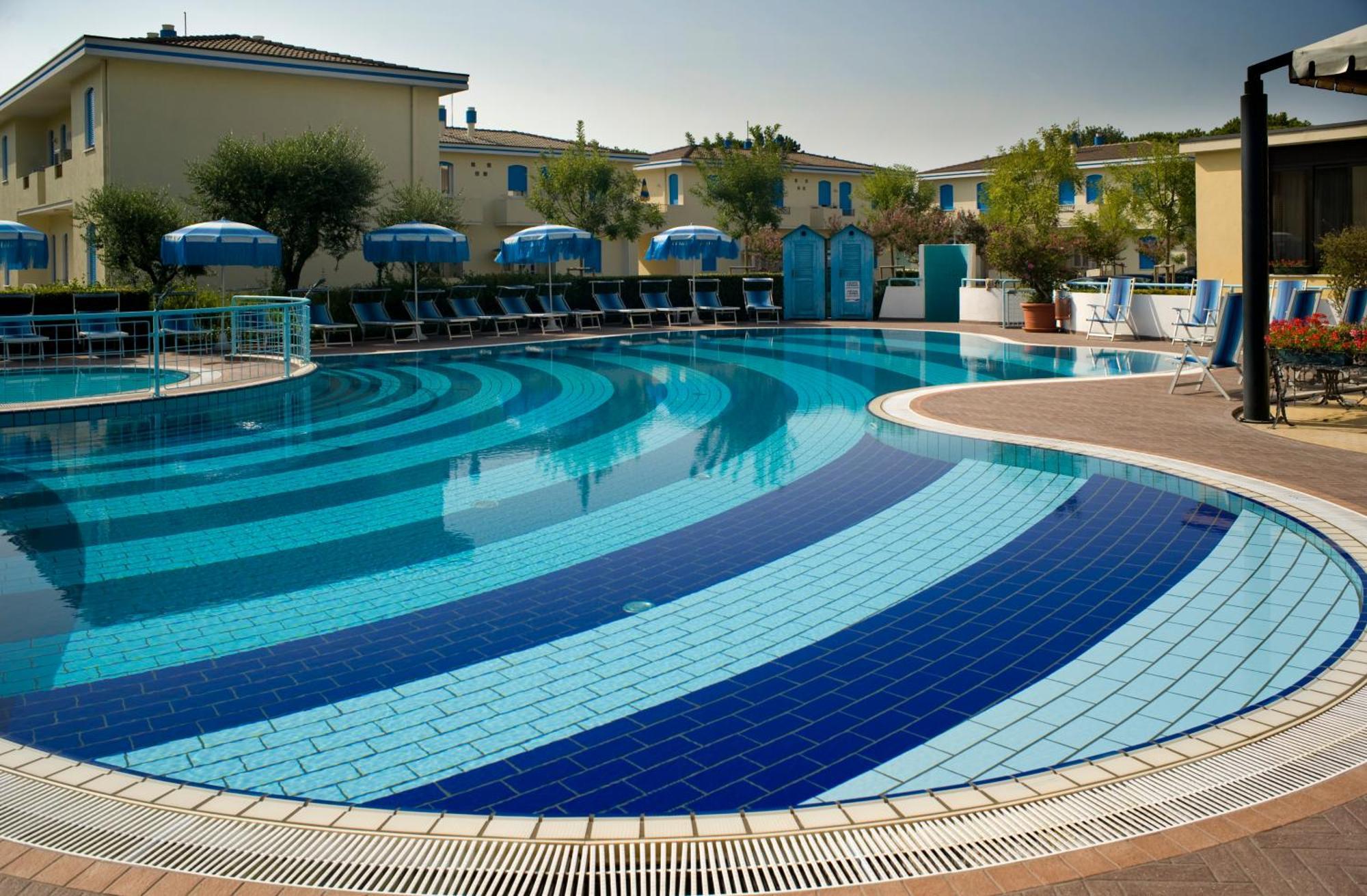 Junior Family Hotel Cavallino-Treporti Eksteriør billede