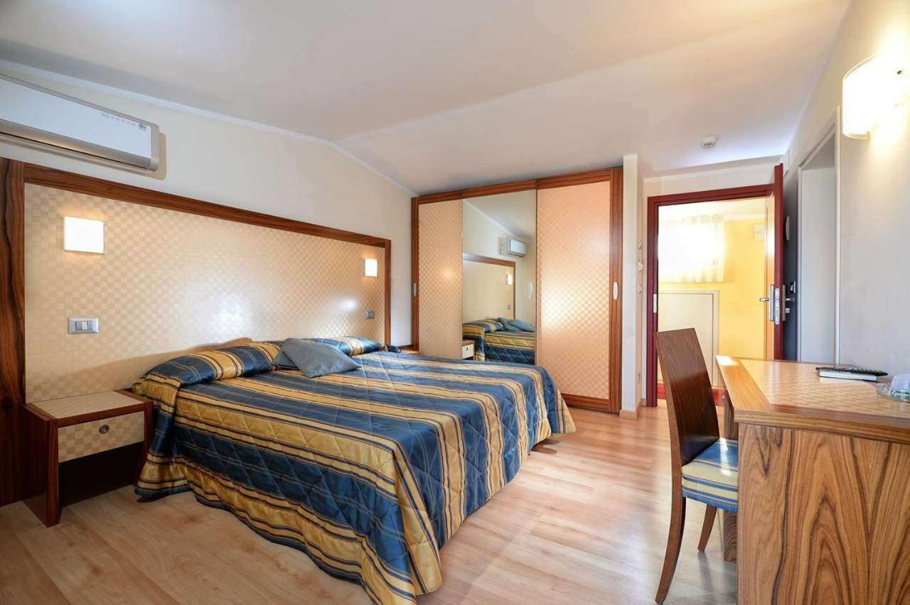 Junior Family Hotel Cavallino-Treporti Eksteriør billede